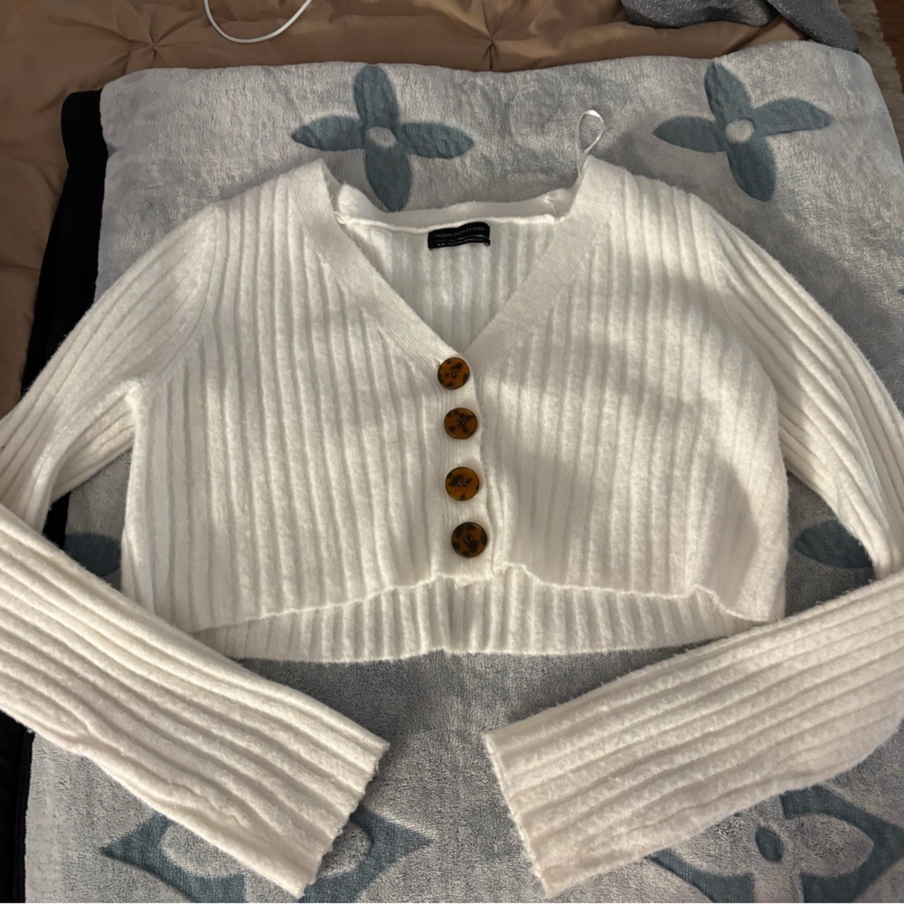 Urban Outfitters White Ribbed Cardigan with Brown Buttons